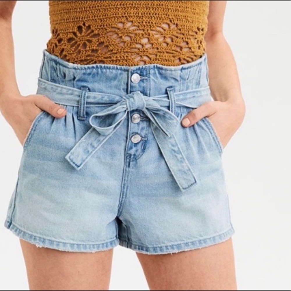 American Eagle Paper Bag Mom Shorts Size 10 Jean Light Wash Denim Women